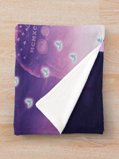 Alternative view of Flying Butterfly Throw Blanket