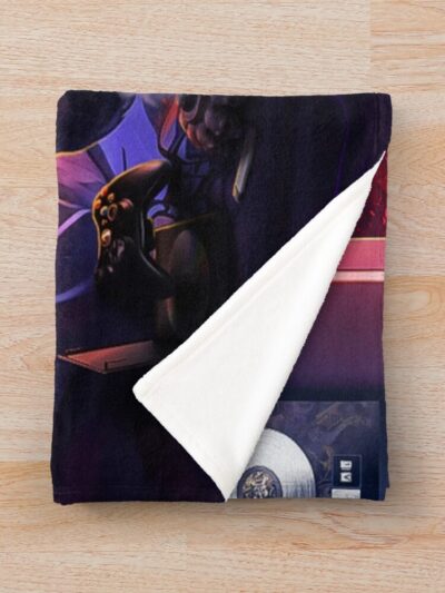 Alternative view of Chill Room Throw Blanket