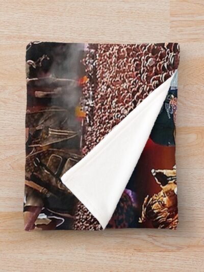 Alternative view of Concert Wrld Throw Blanket